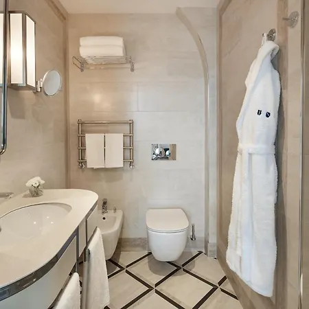 Hotel Trastevere 4*