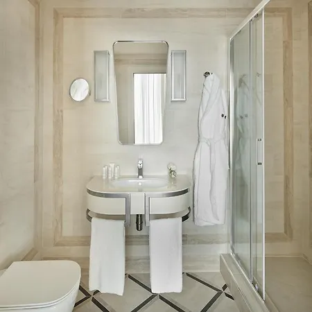 Trastevere Hotel 4*