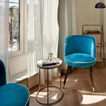Trastevere 4* Rome