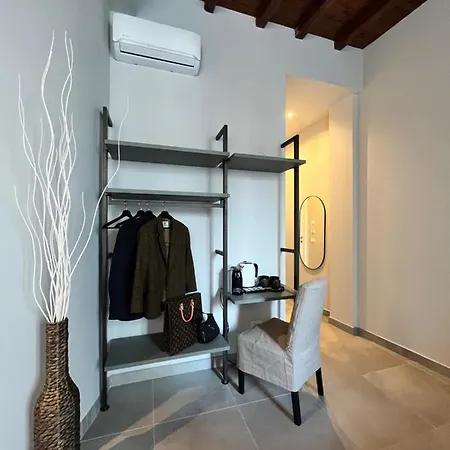 Soha Piazza Di Spagna Boutique *