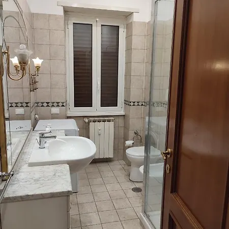 Anna House Apartment *