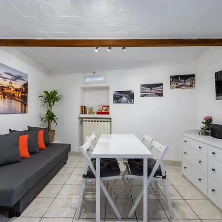 Casa Gianni 5 Stelle With Garden Apartment