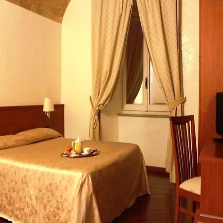 Augusta Lucilla Palace 4* Rom