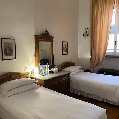 Hotel Fontana Rome