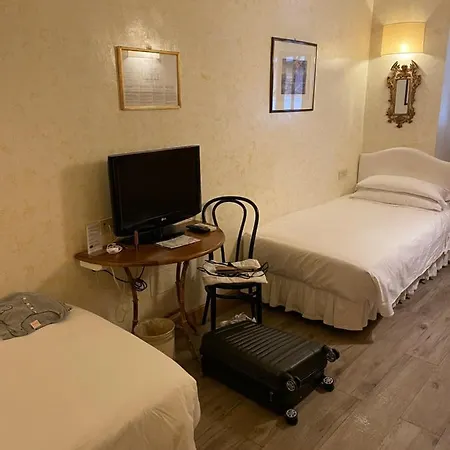 Szálloda Fontana 3*