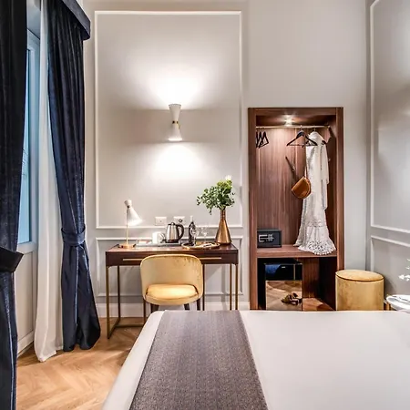 Tree Charme Parliament Boutique Hotel 3*