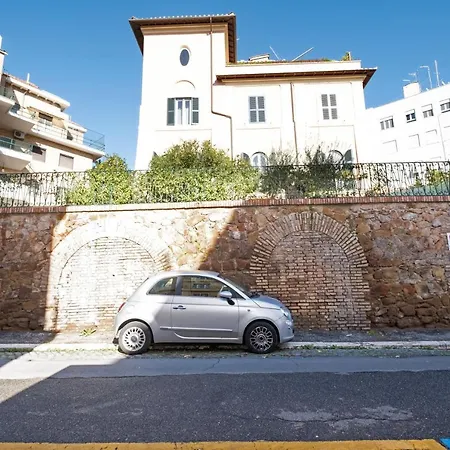 Romantic Tiny House Aventino Appartamento Roma