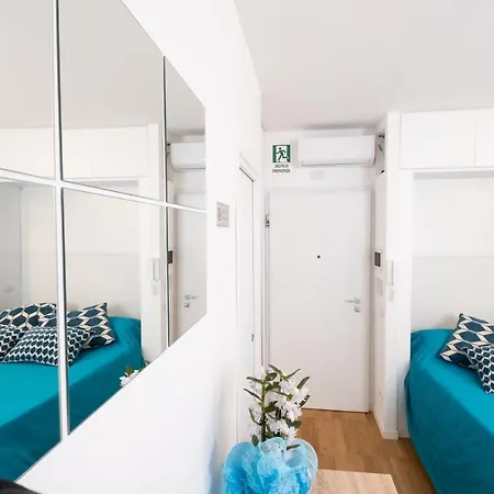 Romantic Tiny House Aventino Appartamento