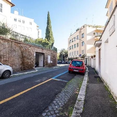 Romantic Tiny House Aventino * Roma