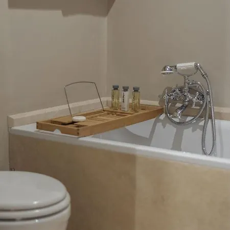 Casa Pace, A Burghesius Home Apartment *