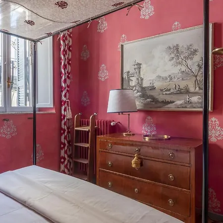 Apartment Casa Pace, A Burghesius Home Rome