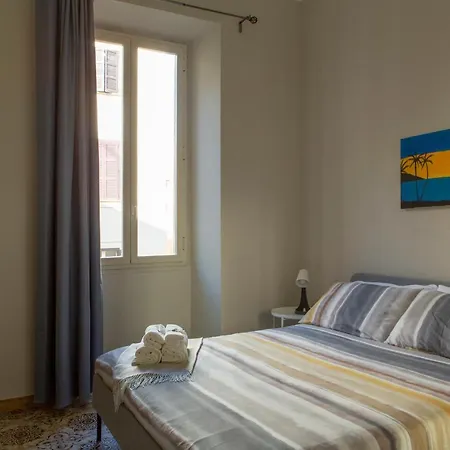 A Un Passo Dal Colosseo Apartamento *