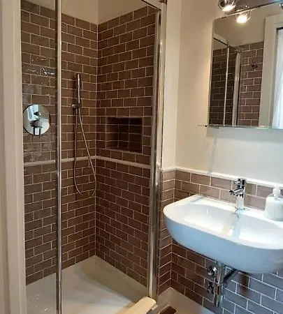Residenza Maritti Contemporarysuite 2*