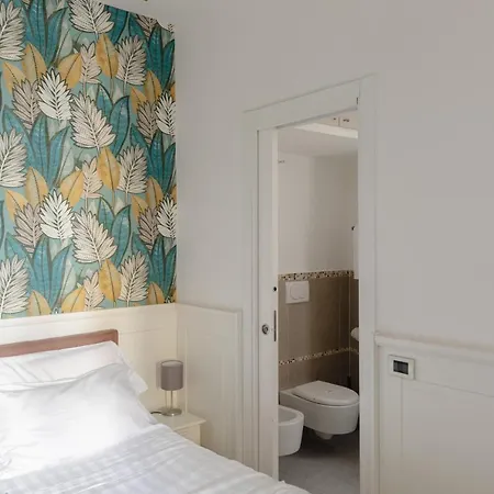 Relais Centro Bed & Breakfast 2*