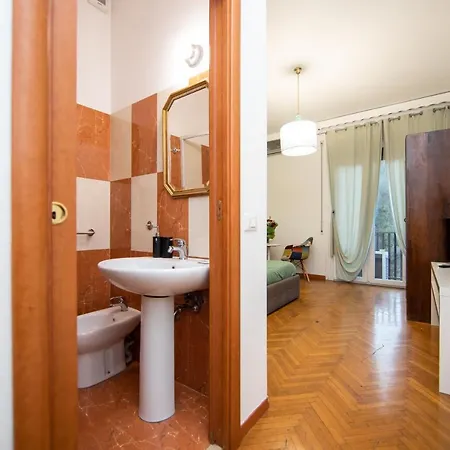 Pensjonat L'imperiale Romatrastevere Rzym