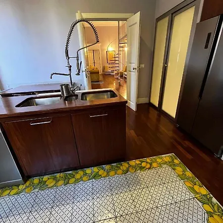 In - Latium 43435 Apartment