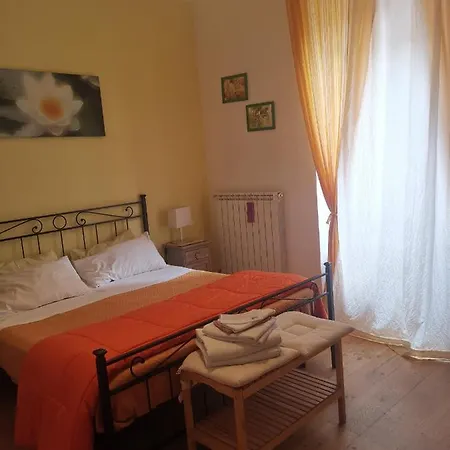 Bed & Breakfast 103 *