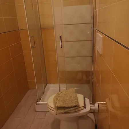 103 Bed & Breakfast Rome
