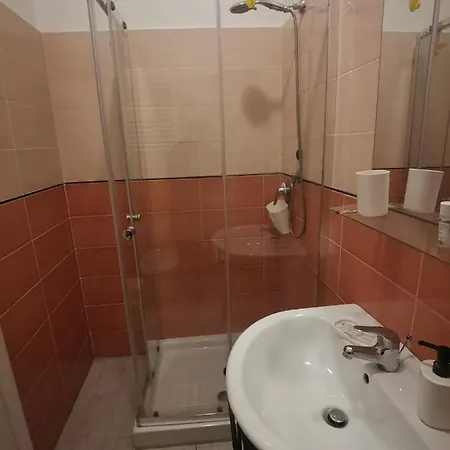 103 Bed & Breakfast *