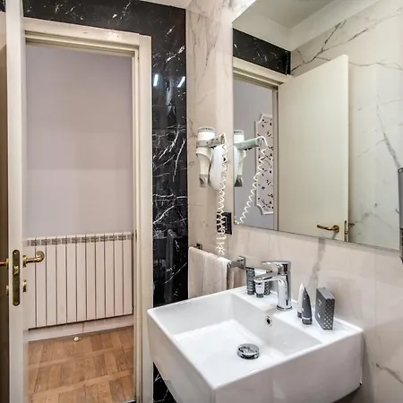 Hotel Relais Fontana Di Trevi Rome