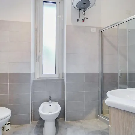 Apartment Re Di Rome
