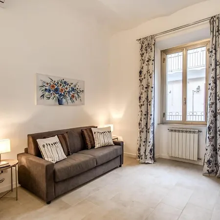 Apartment Newly Renovated By The Vatican *