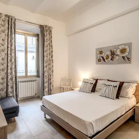 Newly Renovated By The Vatican Apartment *