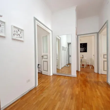Cozy Domus - *