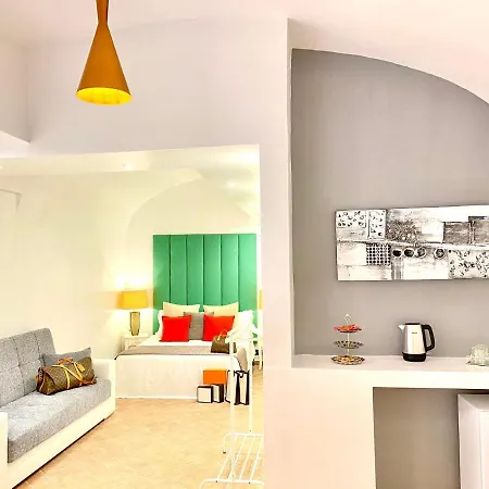 Fontana Di Trevi Luxury Apartment *