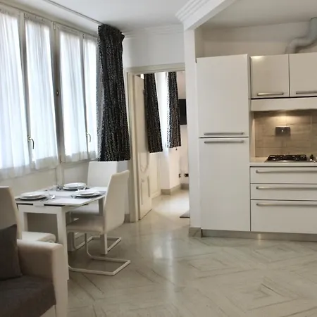 Apartman Trevi Fountain & Spanish Steps Róma
