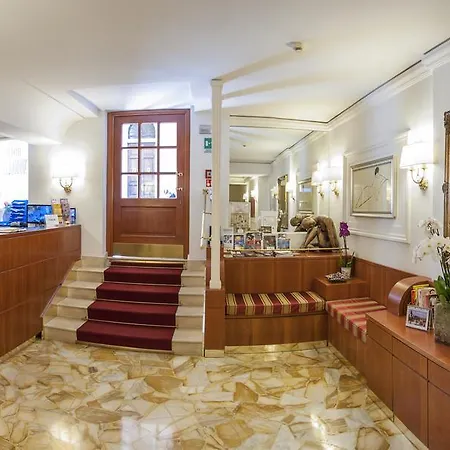 Modigliani Hotel 3*