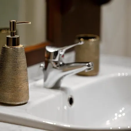 Residenze Romanae - Vicolo Dell'aquila Рим