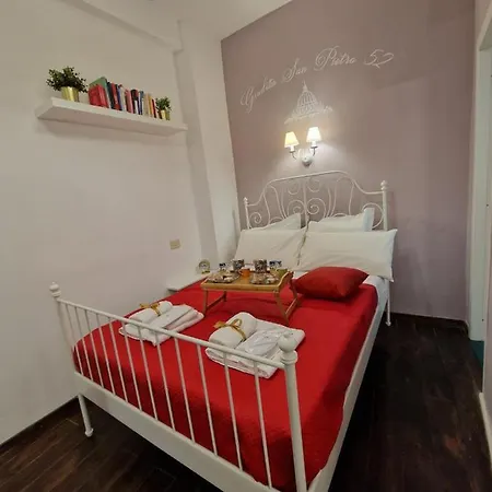 Holiday home Giuditta San Pietro 52 Loft *
