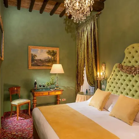 Boutique Campo De' Fiori 3*