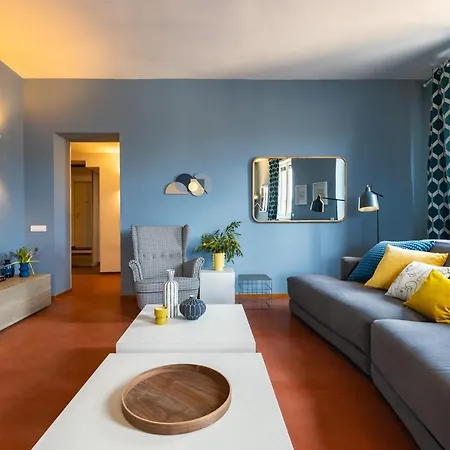 Guest house Navona 49 Luxury Suites&apartment 3*