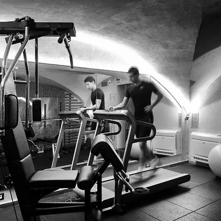 77 Seventy-seven - Maison D'art Collection Hotel 4*