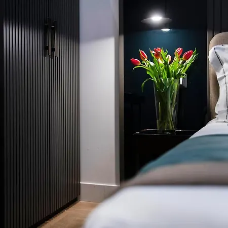 77 Seventy-seven - Maison D'art Collection 4* Roma