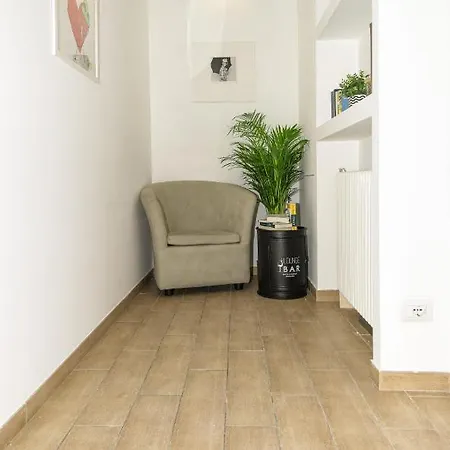 Apartment Om2rome *