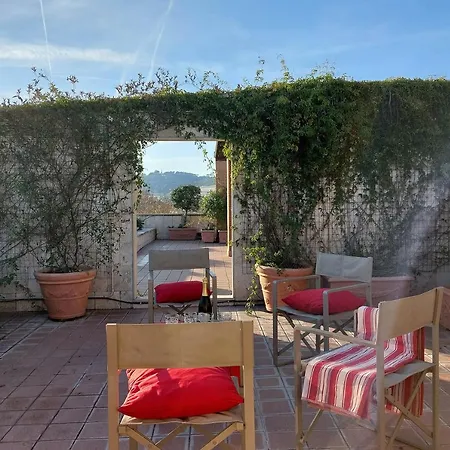 Beautiful Loft In Ponte Milvio With Terrace Řím