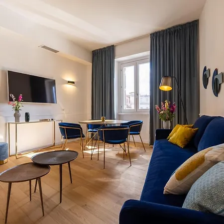 Guest house Navona 49 Luxury Suites&apartment 3*