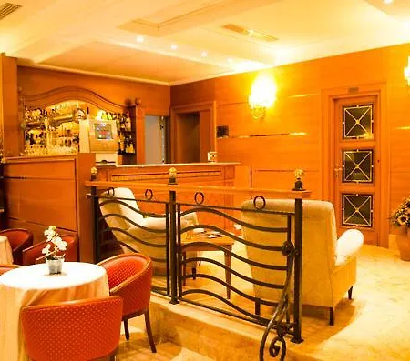 Clelia Palace Hotel 3*