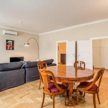 Appartamento Borgo Vittorio 2 Bdr 2 Bath St Peter's