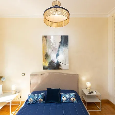 Ludovisi By In Apartment