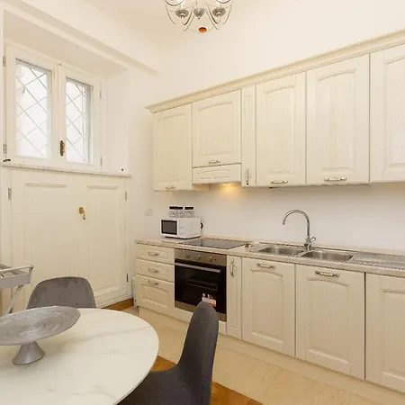 Apartment Ludovisi By In Rome