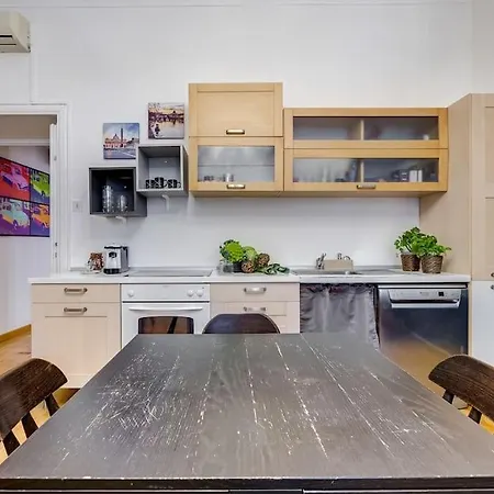 Apartamento L&l Cozy 2-bdr In San Giovanni District *