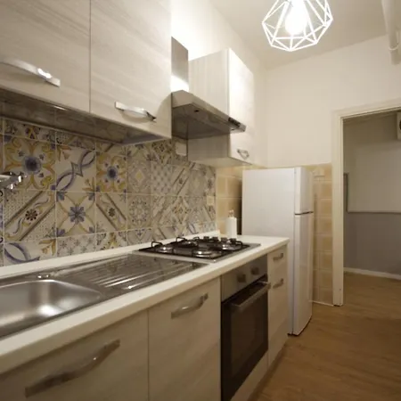 Vascello Holiday House * Rome