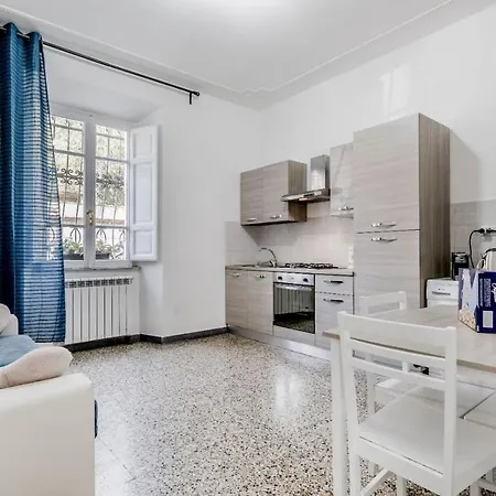 Trastevere's Flower Ferienhaus