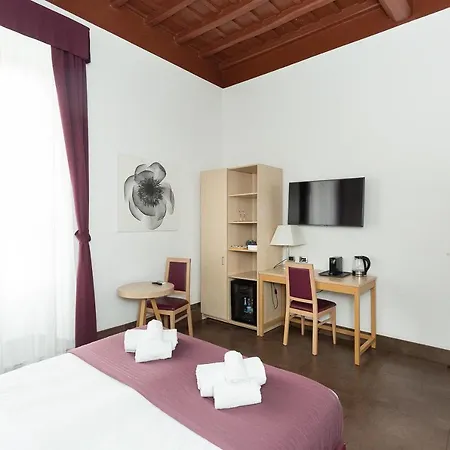 Suitinn19 Rome