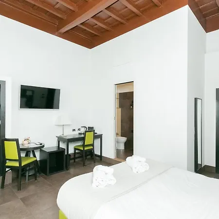 Suitinn19 Rome