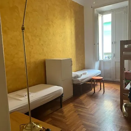 Varese Guest house *